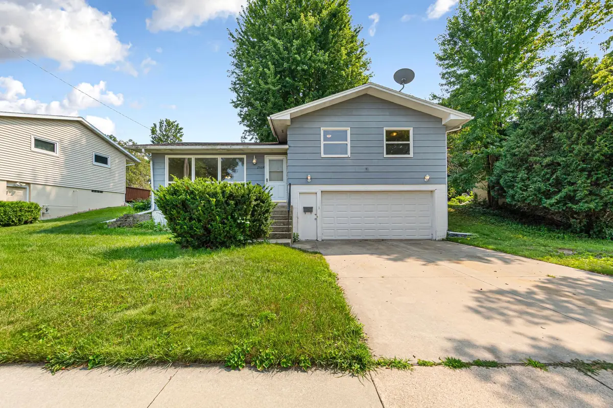 2604 26th Street Nw, Rochester, MN 55901 - #1