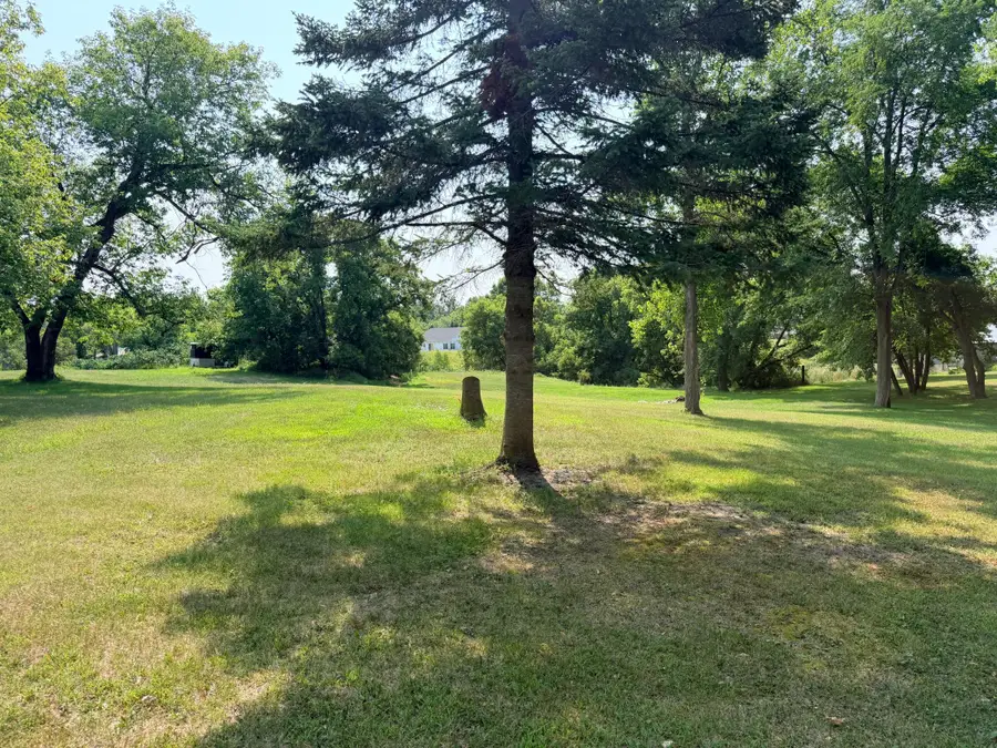 512 E Main Avenue, Frazee, MN 56544 - #3