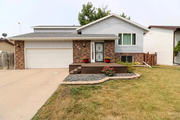 408 19th Street E, West Fargo, ND 58078