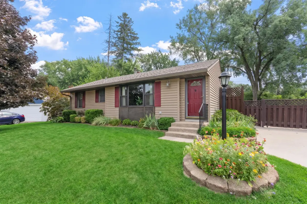 3951 Stacker Place, Saint Paul, MN 55110 - #1