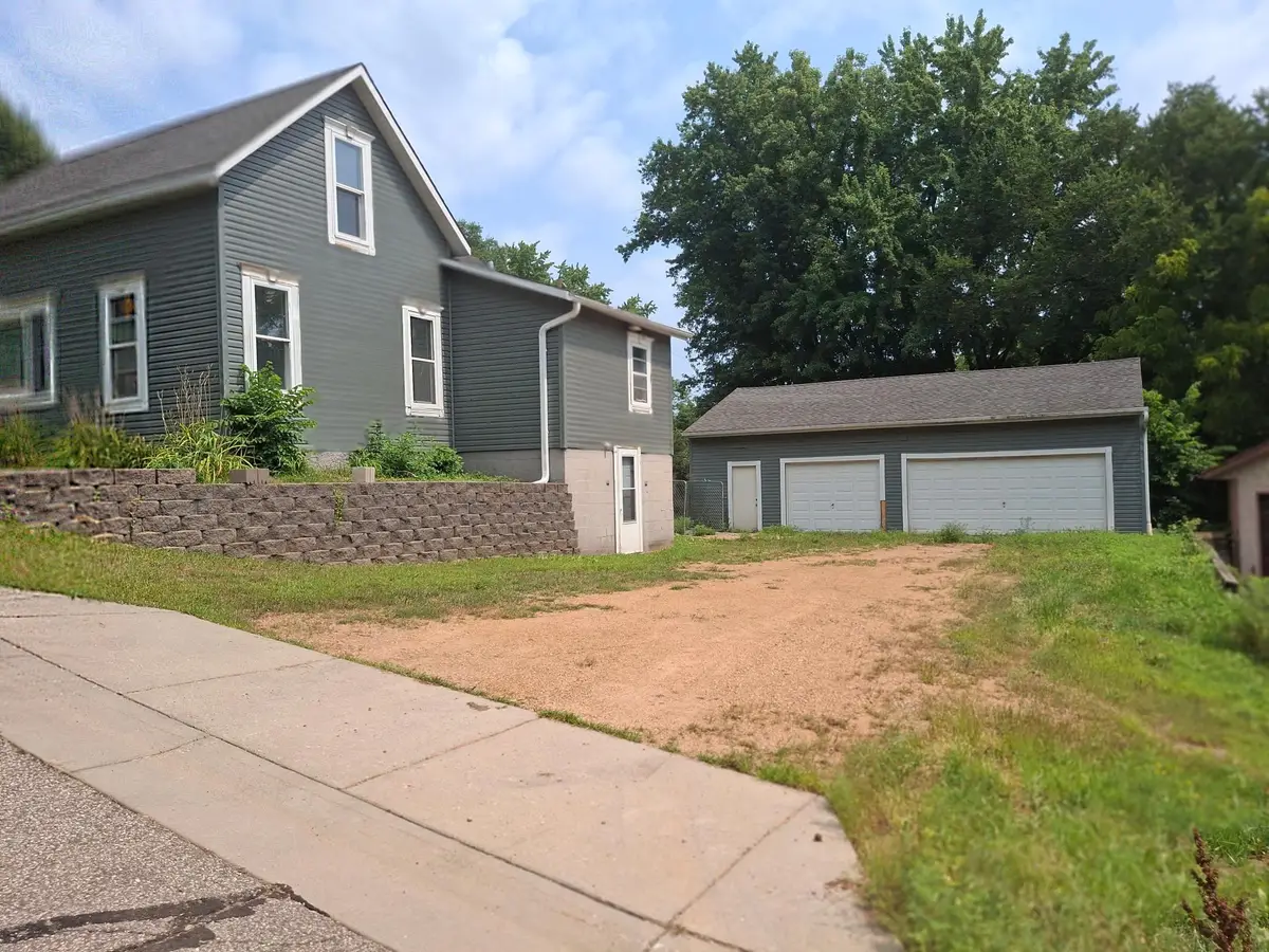321 3rd Street W, Carver, MN 55315 - #1