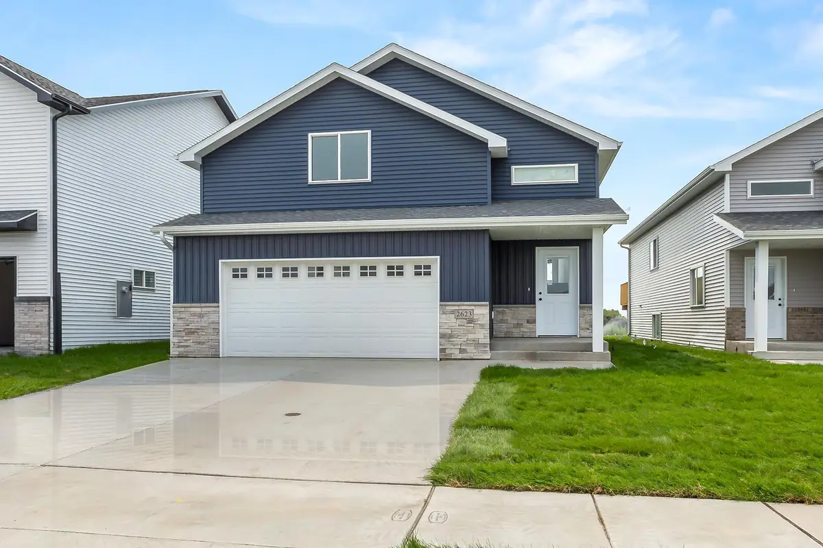 2623 38 Avenue S, Moorhead, MN 56560 - #1