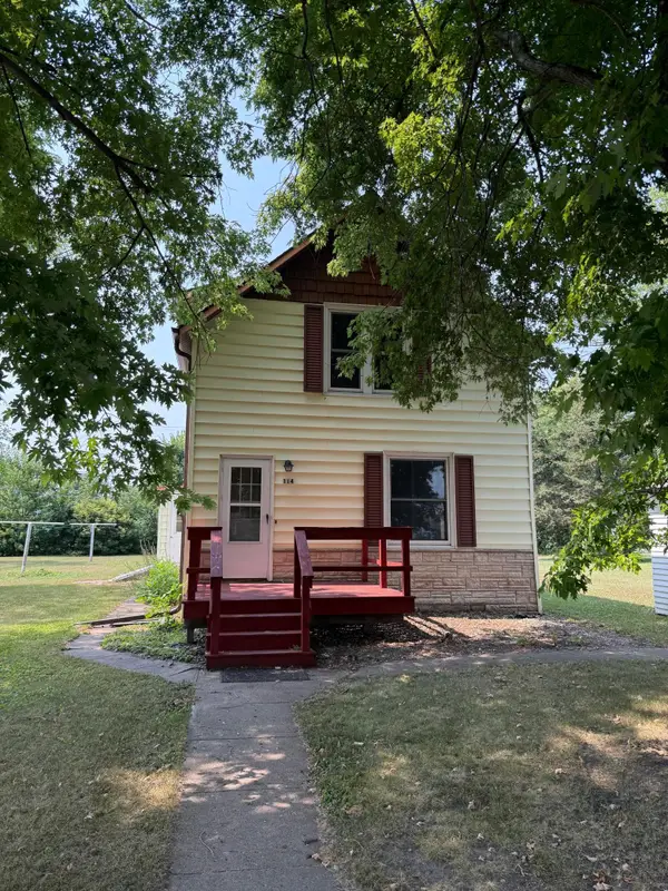 114 3rd Street N, Fairmount, ND 58030