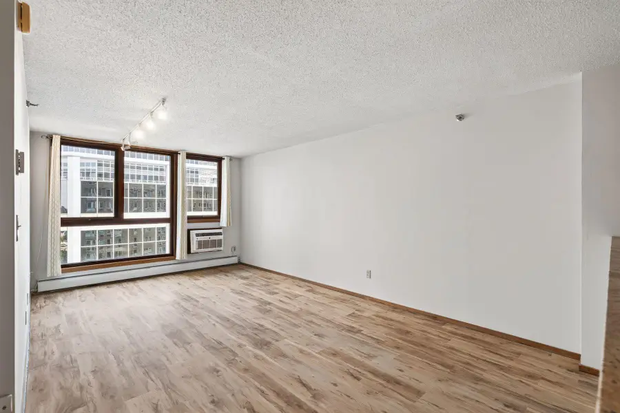 433 S 7th Street #2209, Minneapolis, MN 55415 - #3