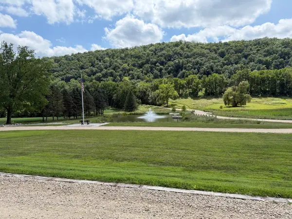 17674 County 11, Spring Grove, MN 55974