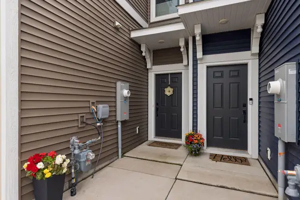 9729 4th Street N, Lake Elmo, MN 55042
