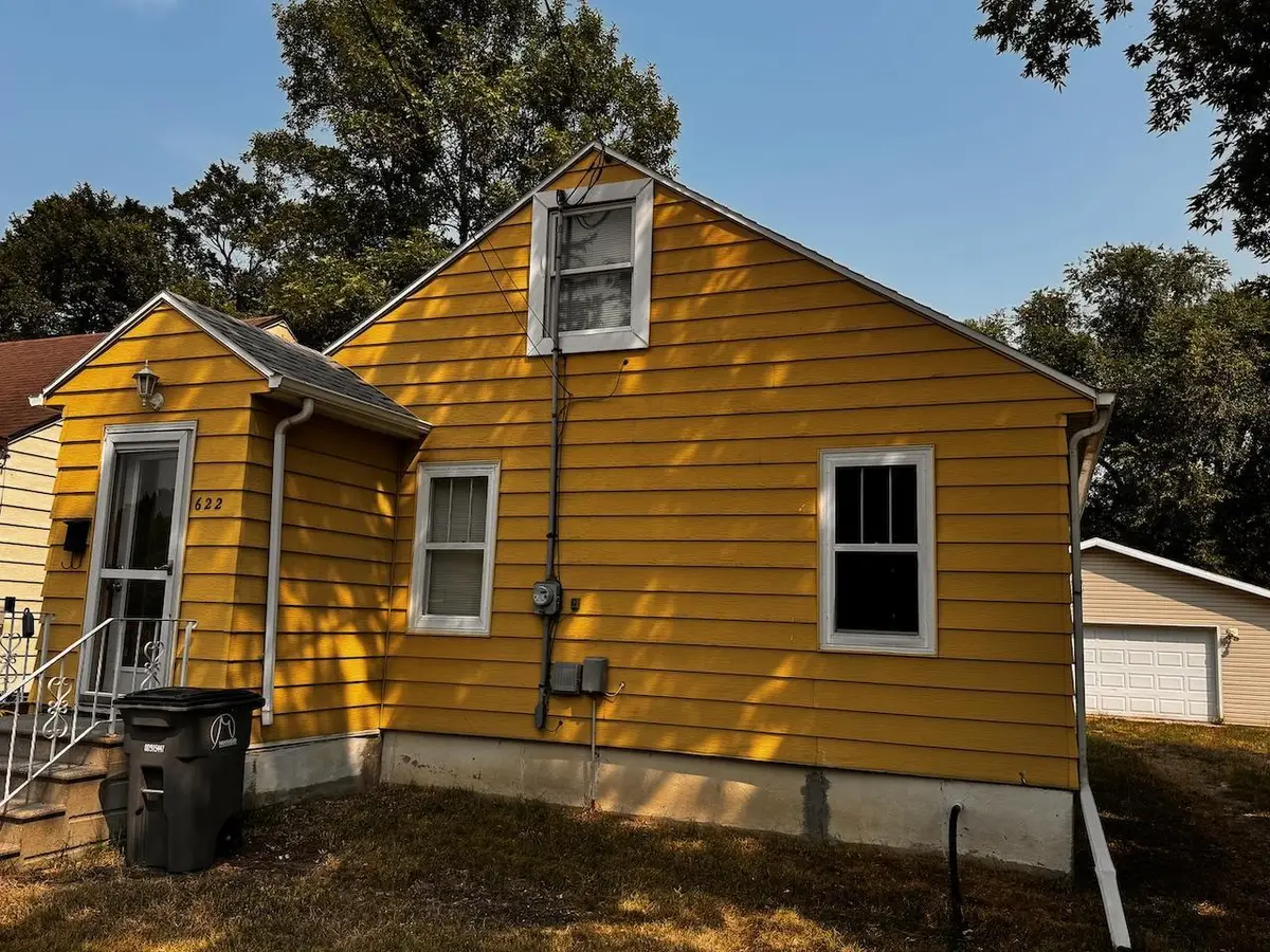 622 9th Street N, Moorhead, MN 56560 - #1