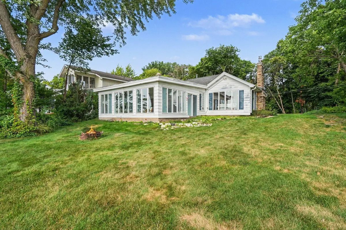 7525 N Shore Circle N, Forest Lake, MN 55025 - #1