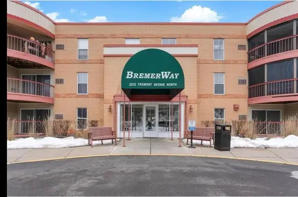 3232 Fremont Avenue N #215, Minneapolis, MN 55412