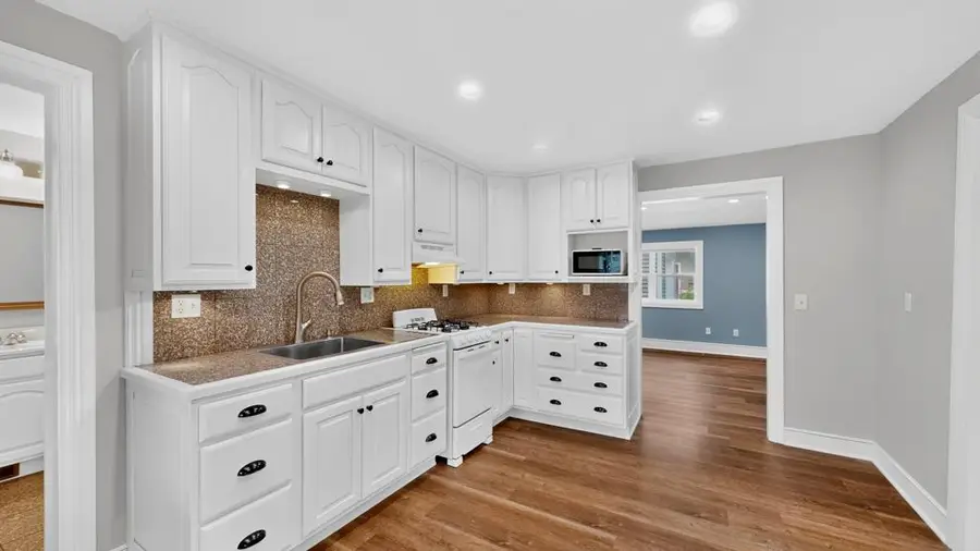 537 3rd Avenue Nw, Rochester, MN 55901 - #3