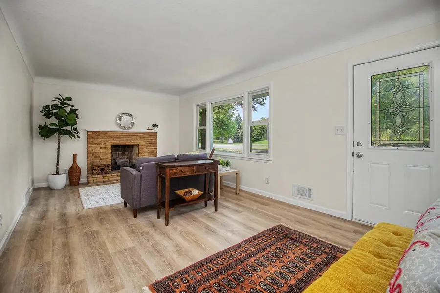 6230 Cahill Avenue, Inver Grove Heights, MN 55076 - #3
