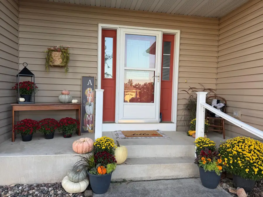 1908 Country View Drive, Saint Charles, MN 55972 - #2