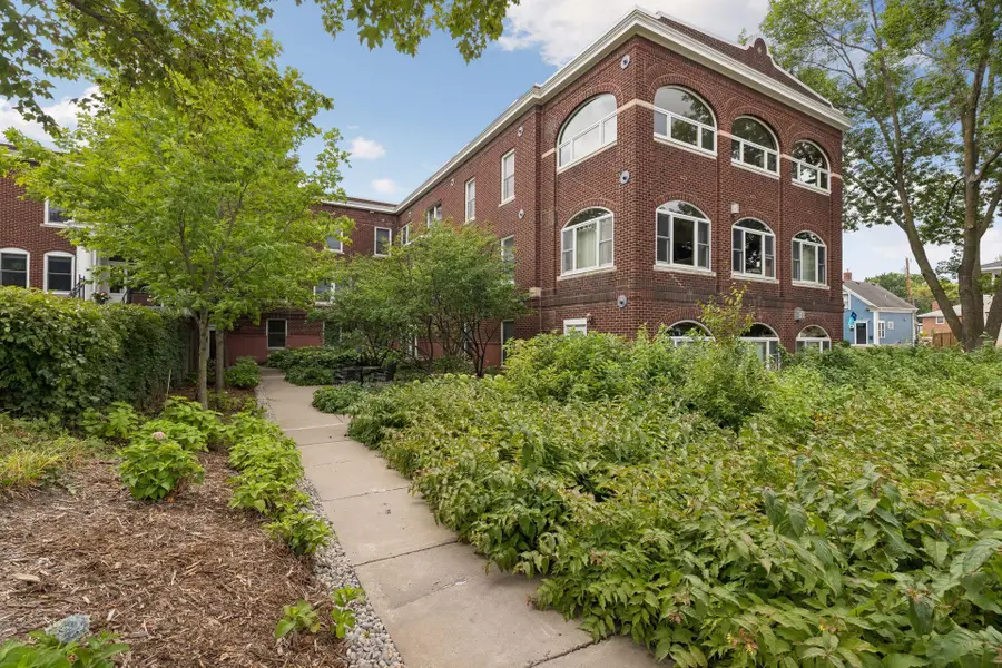 2040 Como Avenue #104, Saint Paul, MN 55108 - #3