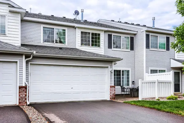6452 158th Street W, Apple Valley, MN 55124