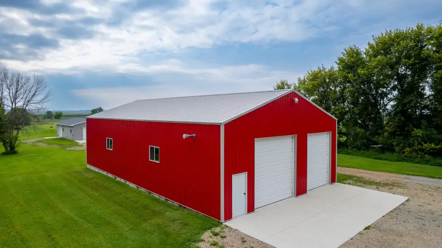 21509 700th Avenue, Alden, MN 56009 - #3