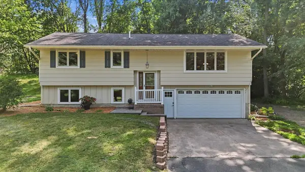 9405 Fox Valley Drive, Corcoran, MN 55340