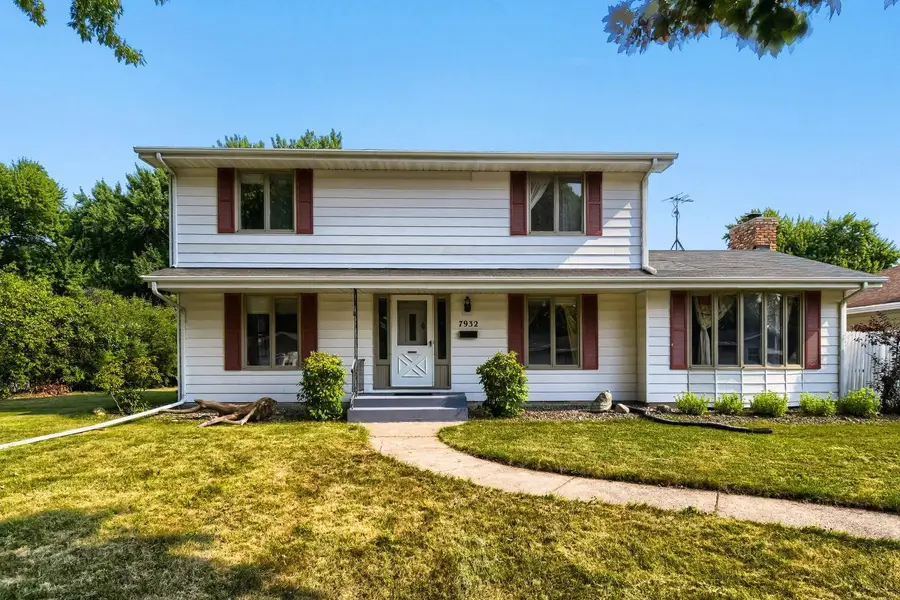 7932 38 1/2 Avenue N, New Hope, MN 55427 - #2