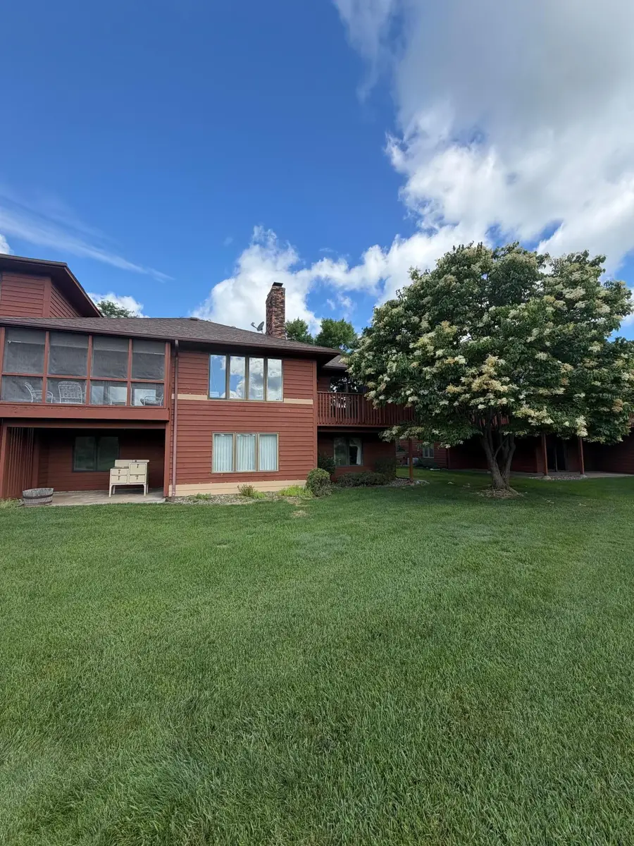 18 Anemone Circle, North Oaks, MN 55127 - #3