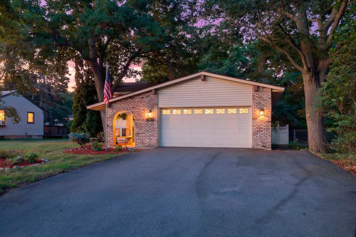 11547 Flintwood Street Nw, Coon Rapids, MN 55448 - #1