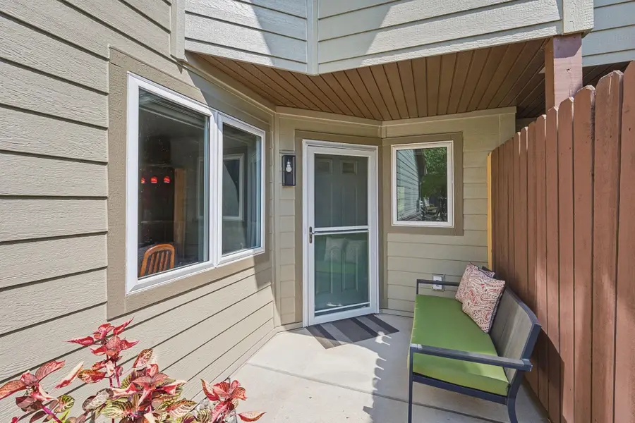 2336 19th Avenue Ne, Minneapolis, MN 55418 - #2
