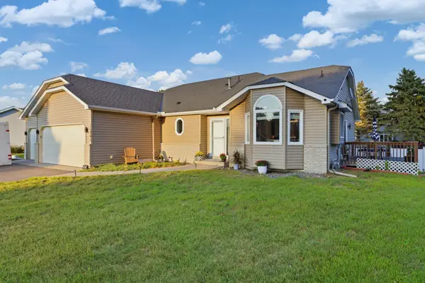 11561 Butternut Street Nw, Coon Rapids, MN 55448