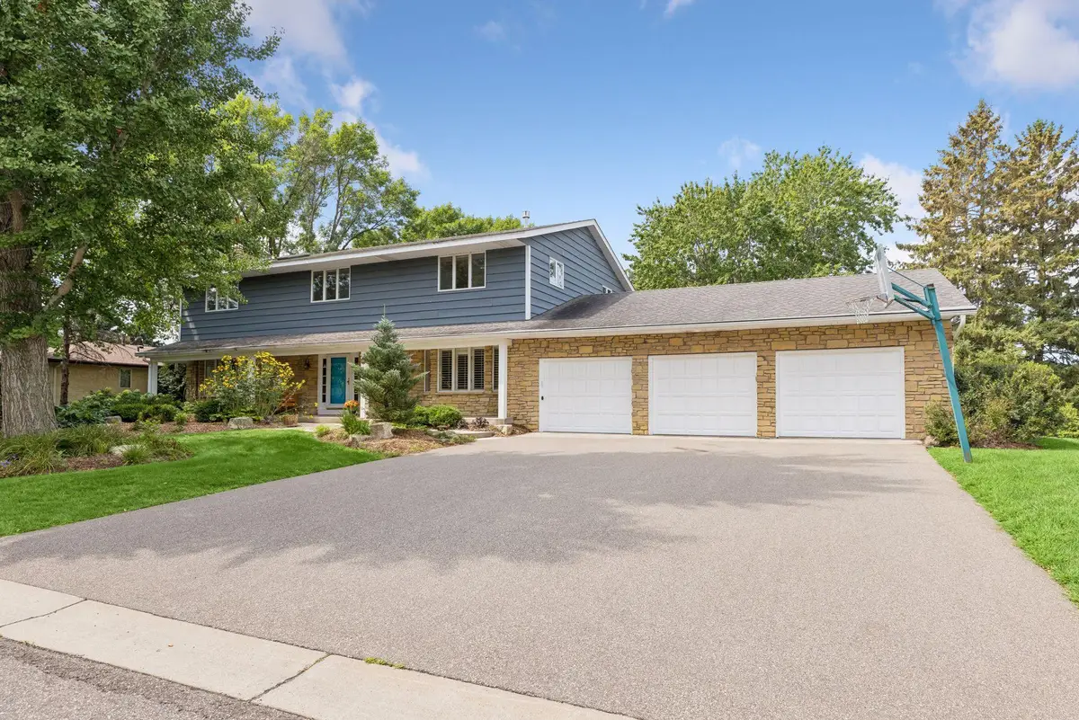 1355 Medora Road, Mendota Heights, MN 55118 - #1