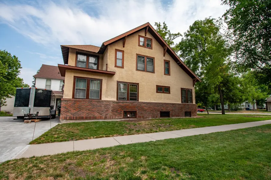 622 S Union Avenue, Fergus Falls, MN 56537 - #2