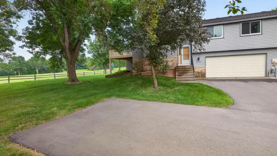 7205 Pontiac Circle, Chanhassen, MN 55317 - #2