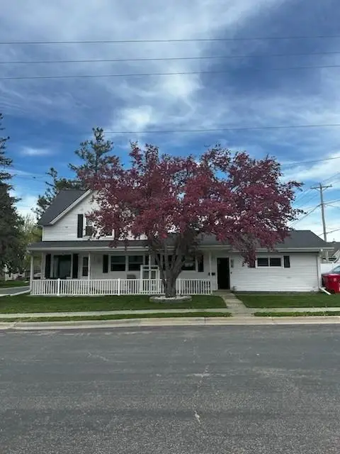 103 4th St Sw, Stewartville, MN 55976 - #1