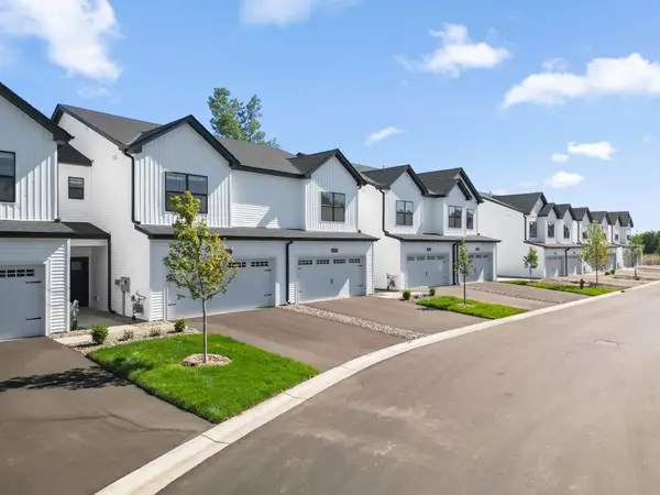 1048 130th Court E, Rosemount, MN 55068