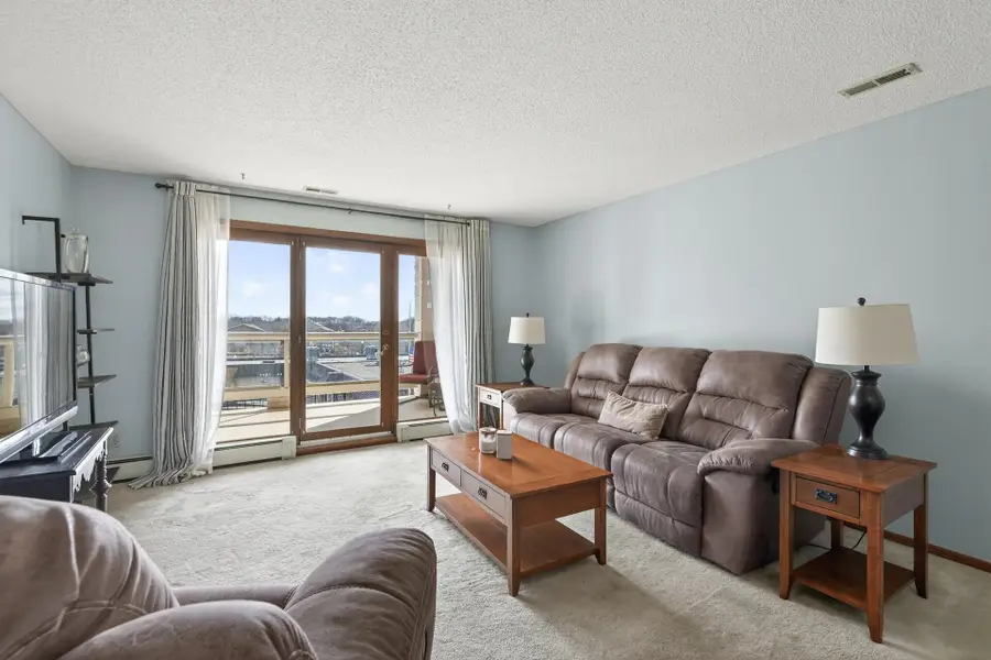 14575 Burma Avenue W #304, Rosemount, MN 55068 - #3