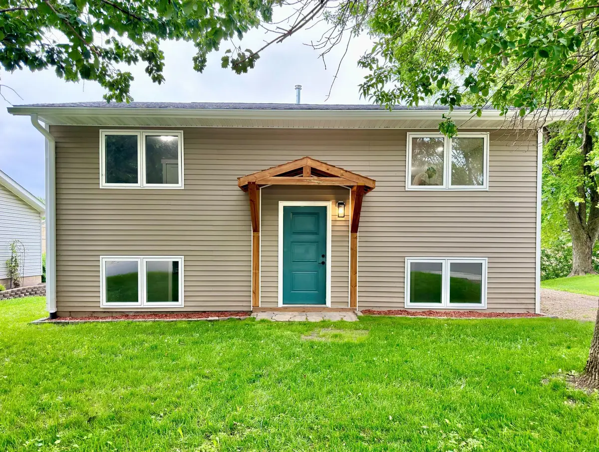 1208 Crestview Road, Albert Lea, MN 56007 - #1