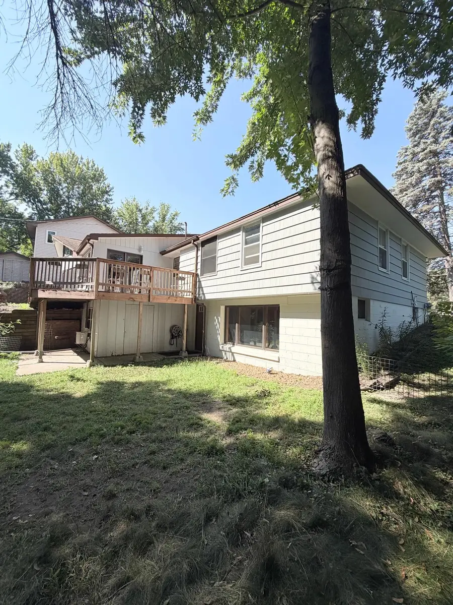 8625 Poplar Bridge Curve, Bloomington, MN 55437 - #3