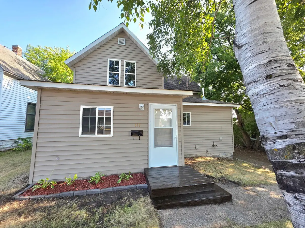 117 Union Street W, Detroit Lakes, MN 56501 - #1