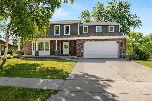 2949 Peterson Parkway N, Fargo, ND 58102