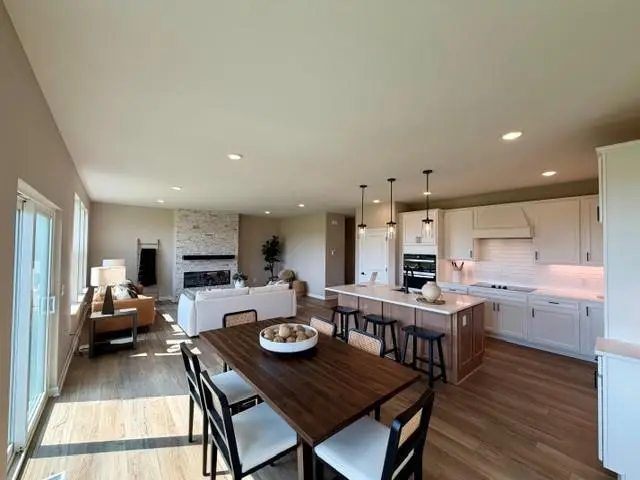 4633 Island Park Drive, Woodbury, MN 55129 - #2