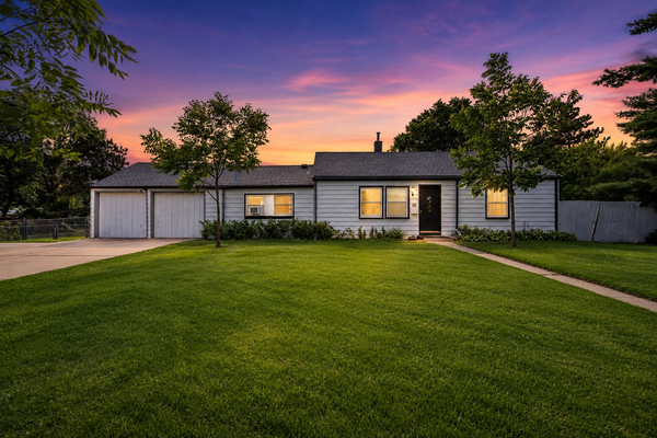 9916 2nd Avenue S, Bloomington, MN 55420