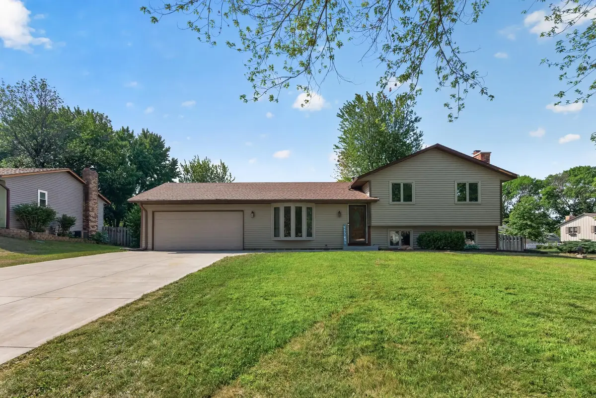 8305 69th Street S, Cottage Grove, MN 55016 - #1