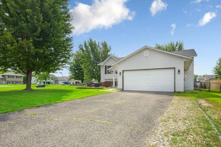 729 Heritage Lane, Belle Plaine, MN 56011 - #3