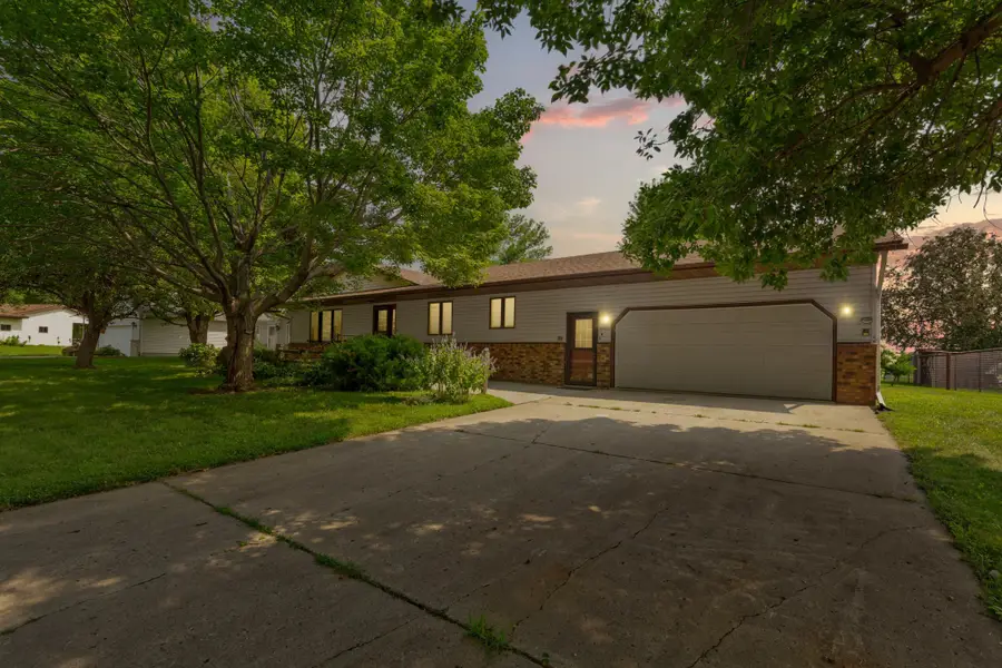 556 Karmil Place, Gaylord, MN 55334 - #2