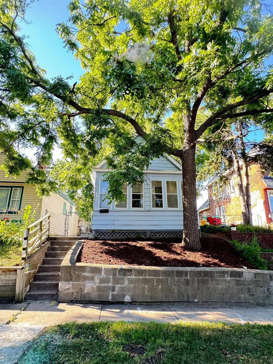 486 Lawson Avenue W, Saint Paul, MN 55117 - #2