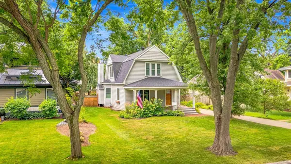 2168 1st Street, Saint Paul, MN 55110