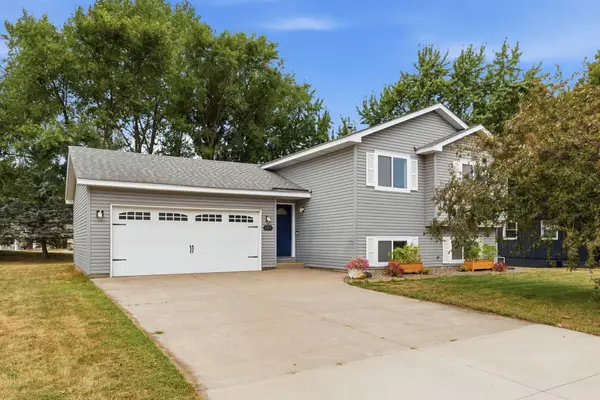 1463 Oakdale Avenue, West Saint Paul, MN 55118
