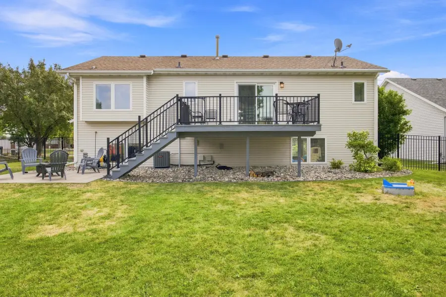 2715 32nd Street S, Fargo, ND 58103 - #3