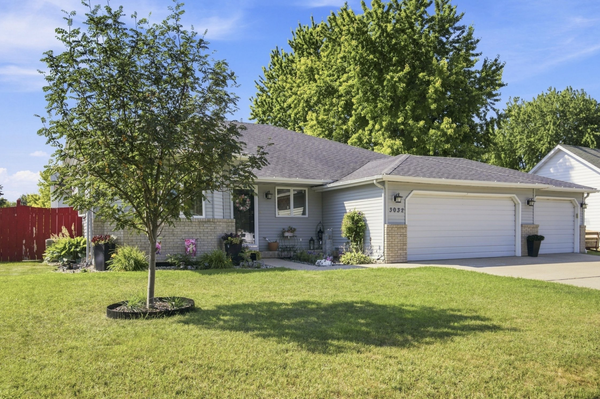 3032 37th Avenue S, Fargo, ND 58104