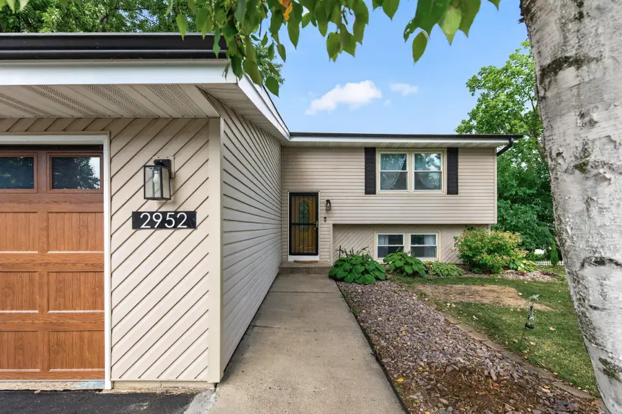2952 Center Road Sw, Prior Lake, MN 55372 - #2