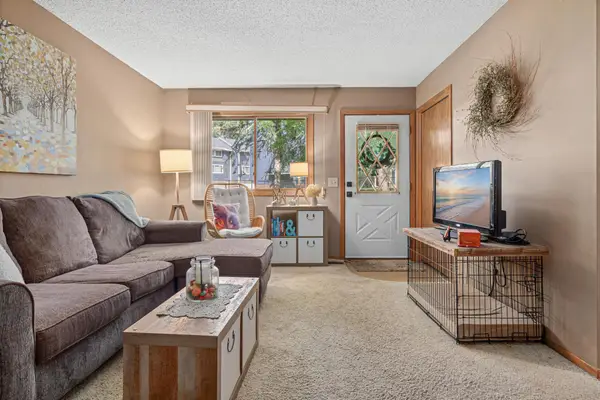 11344 Ibis Street Nw, Coon Rapids, MN 55433