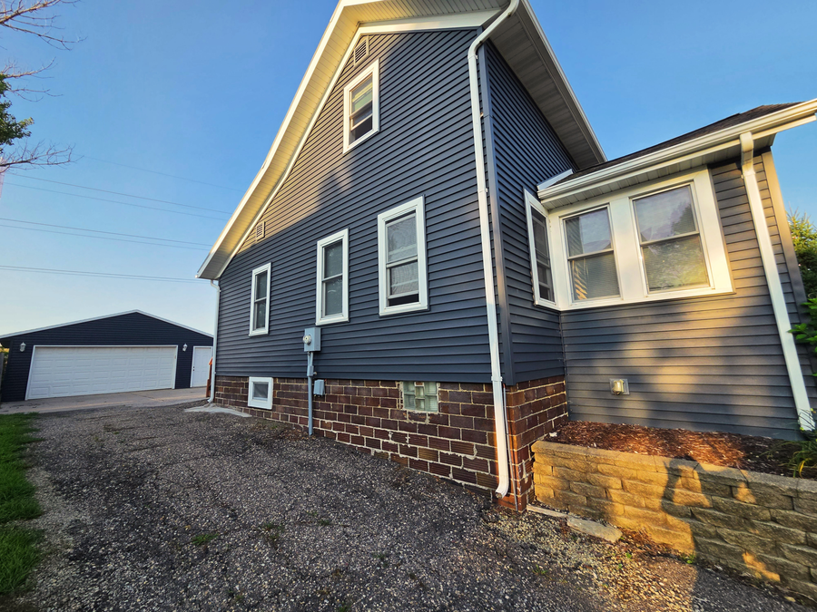 615 Elm Avenue W, Waseca, MN 56093 - #2