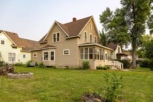 603 Horace Avenue N, Thief River Falls, MN 56701
