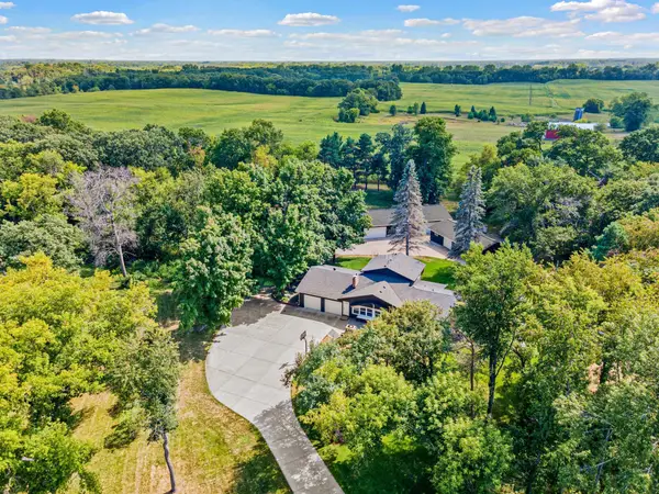 30155 Norway Drive Nw, Cambridge, MN 55008